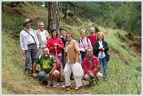 Algunos de los asistentes a la visita guiada al entorno de los Chorros del R�o Mundo. �  Foto: Antonio Mart�nez Cano